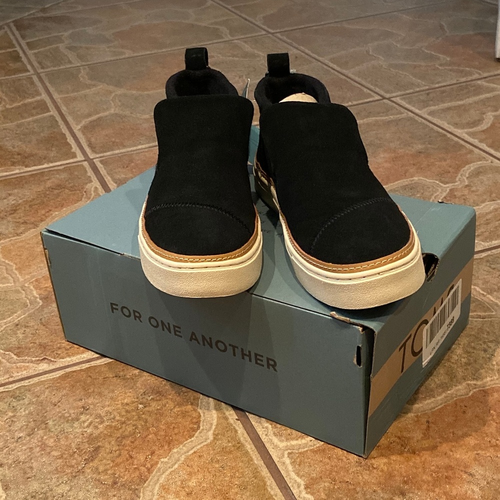 TOMS Paxton Water-Resistant Slip-Ons (black suede)